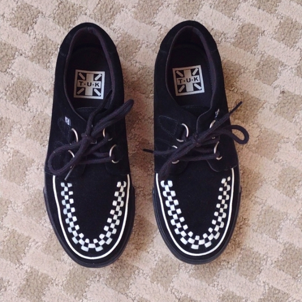 T.U.K black and white A9182 sneakers